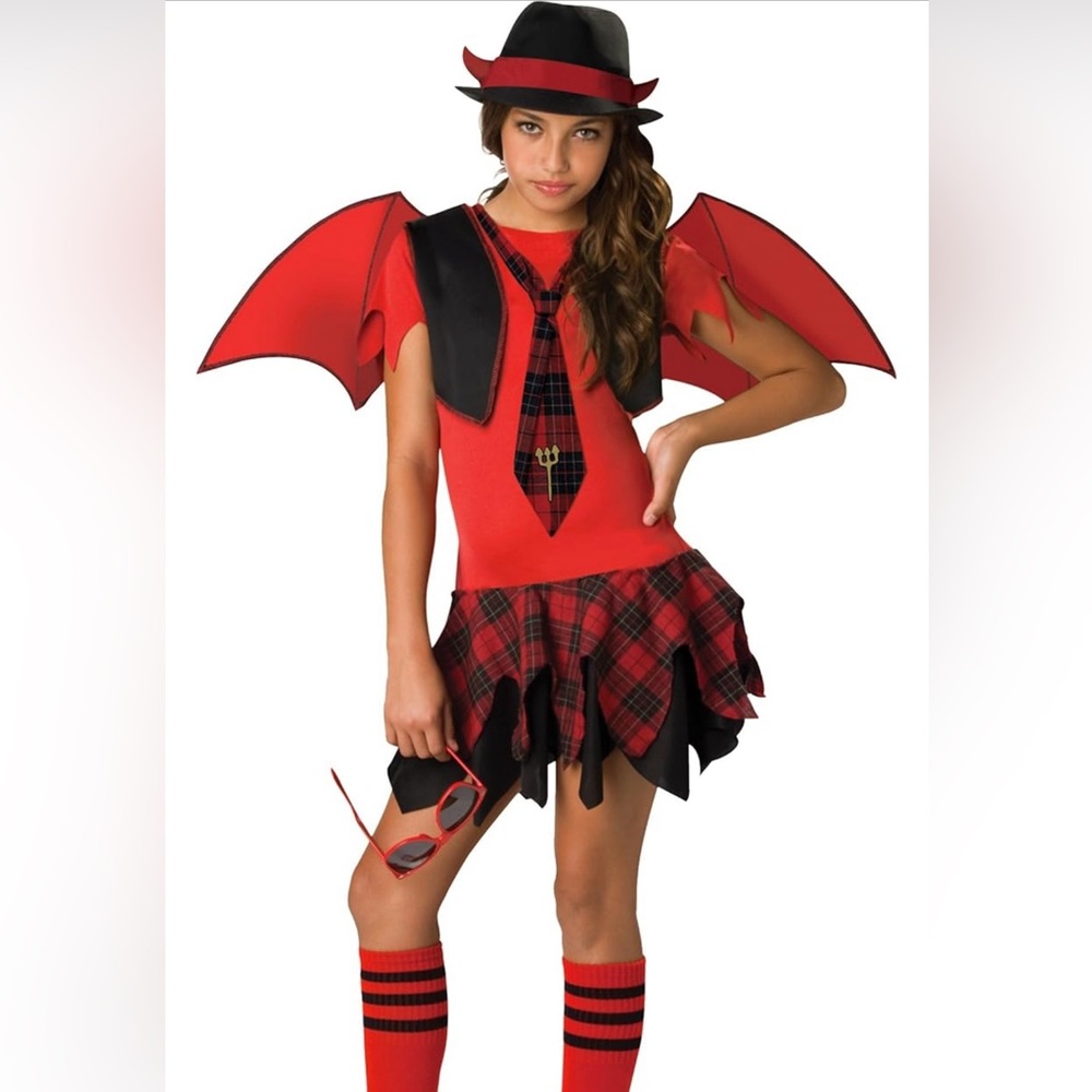 In character Delinquent Devil child costume. Large 12-14 nwt